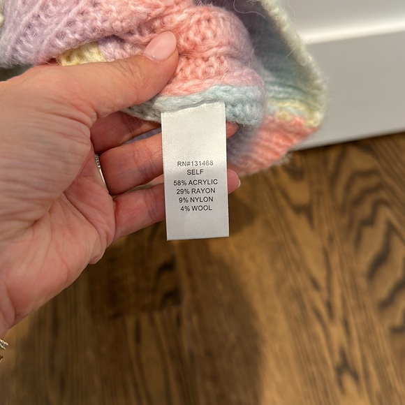NWT Avery Rayne pastel sweater - Picture 4 of 5
